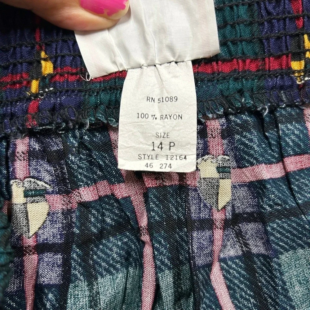 Cricket Lane Skirt Womens Size 14P Green Plaid Rayon Crest Border USA Vintage